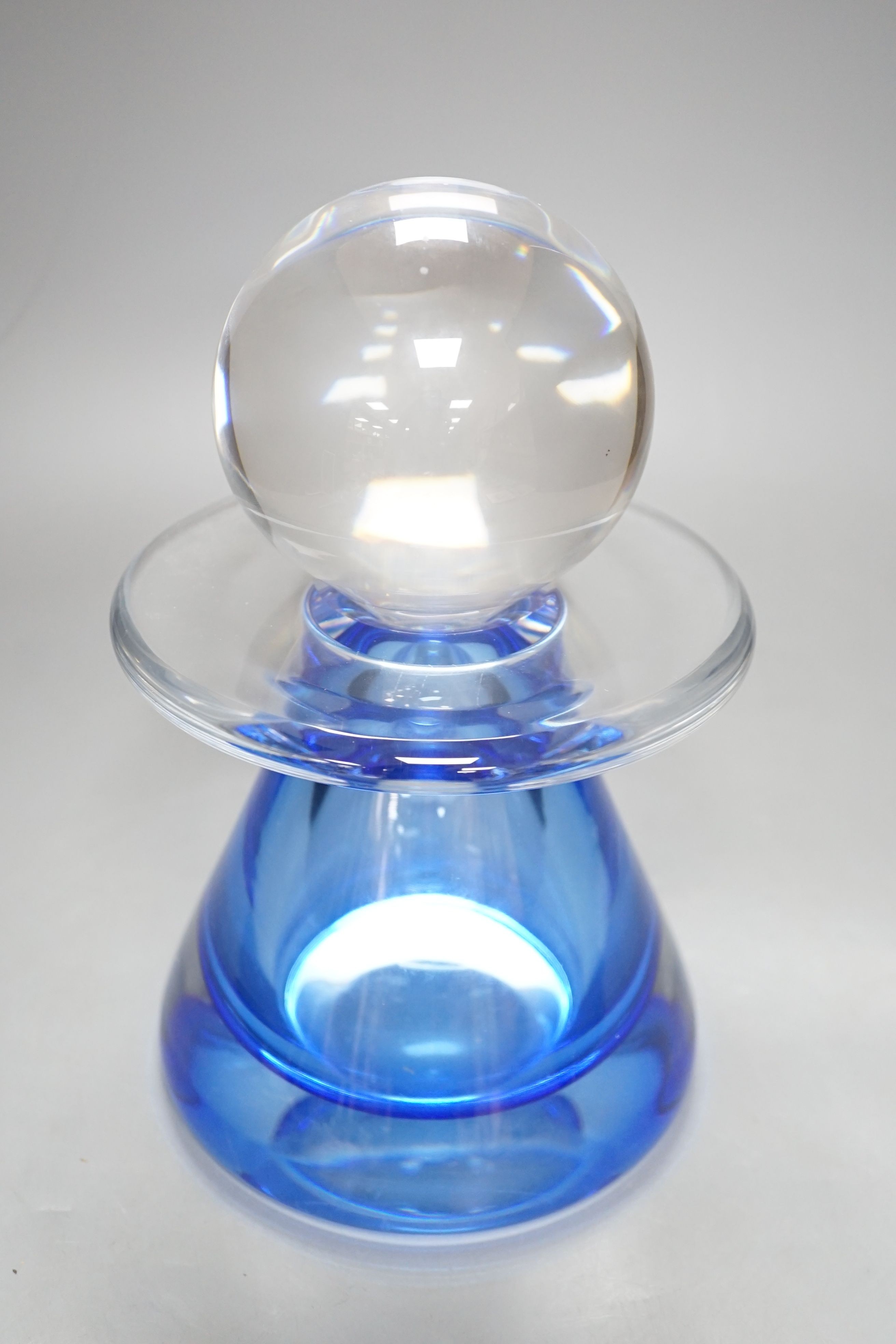 A Val St Lambert limited edition privatisation decanter, 7/500. Height 25cm